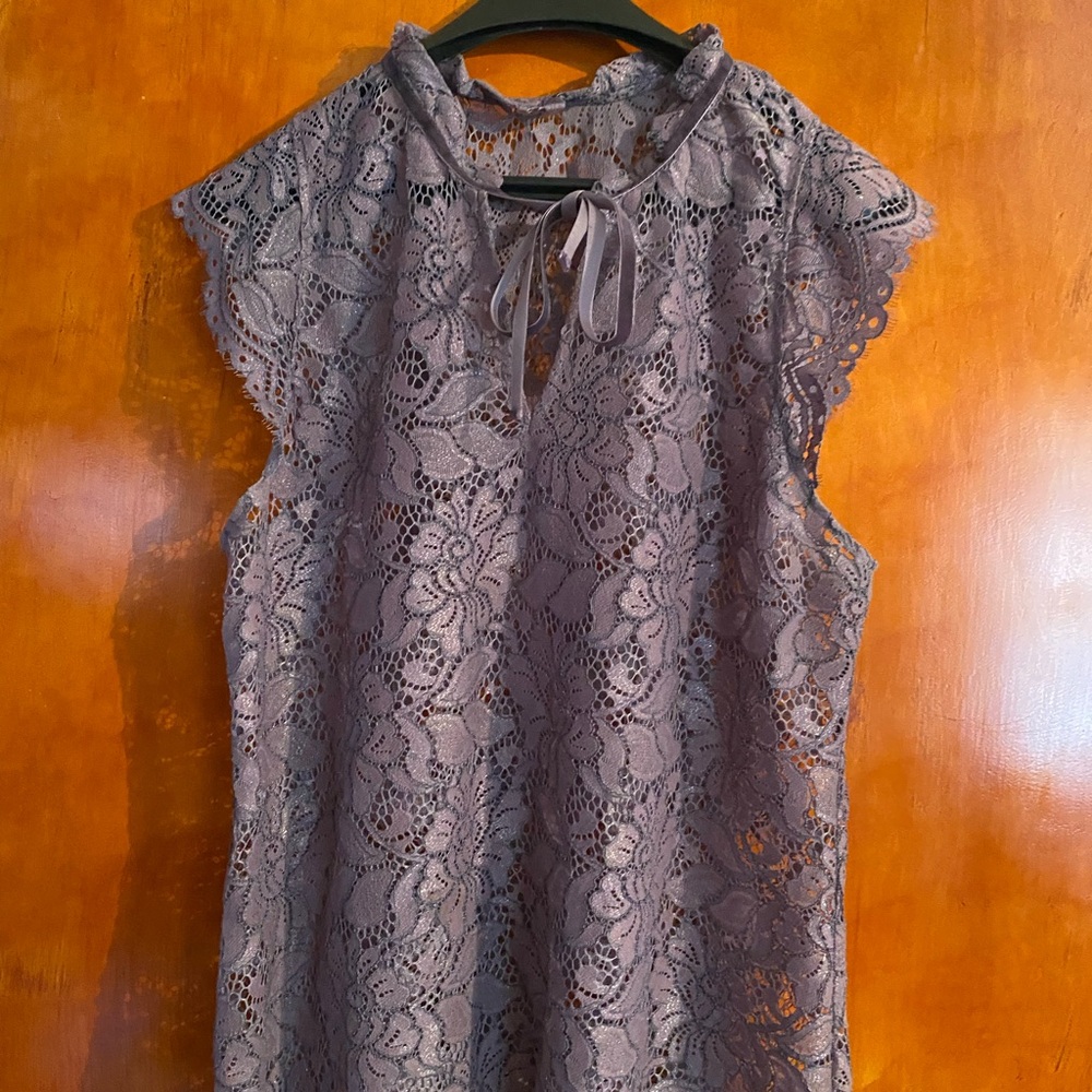 White House Black Market smoked lilac Lace Cap Sleeve Tie Front Blouse
